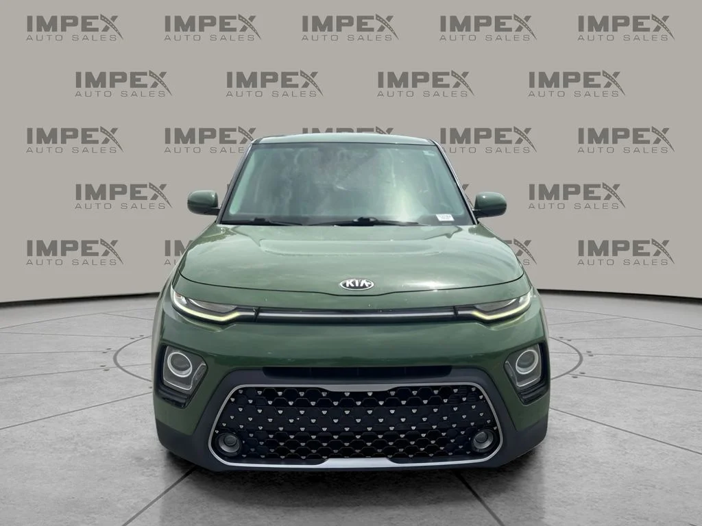 Used 2020 Green Kia EX image 8