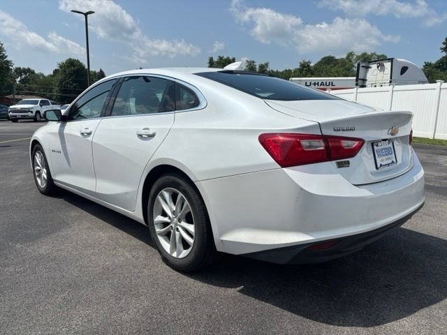 Used 2016 IRIDESCENT PEARL TRICOAT Chevrolet LT image 8