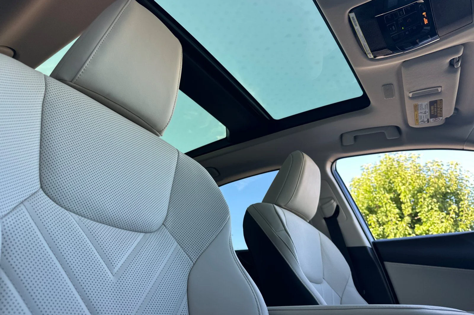 New 2026 Cloudburst Gray Lexus NX 450h+ LUXURY AWD image 14