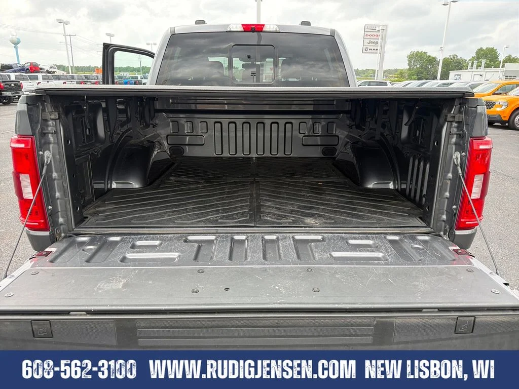 Used 2023 Gray Ford XLT image 22