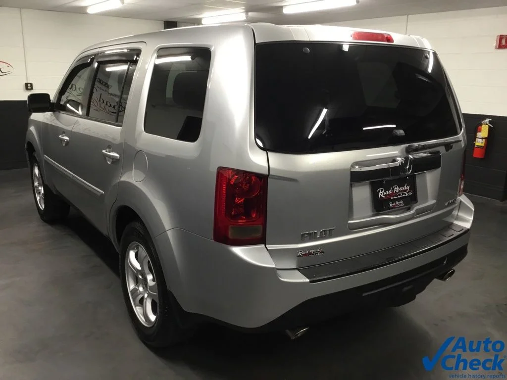 Used 2013 Silver Honda EX-L image 7