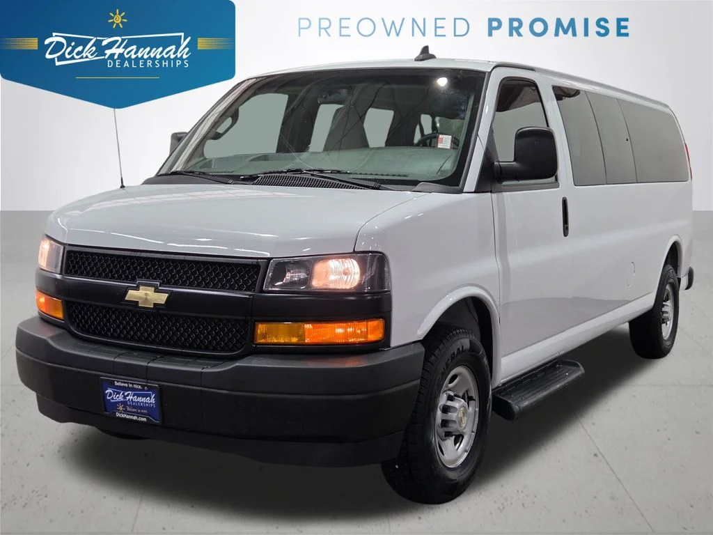 2023 Chevrolet Express 3500 LS Extended's photo