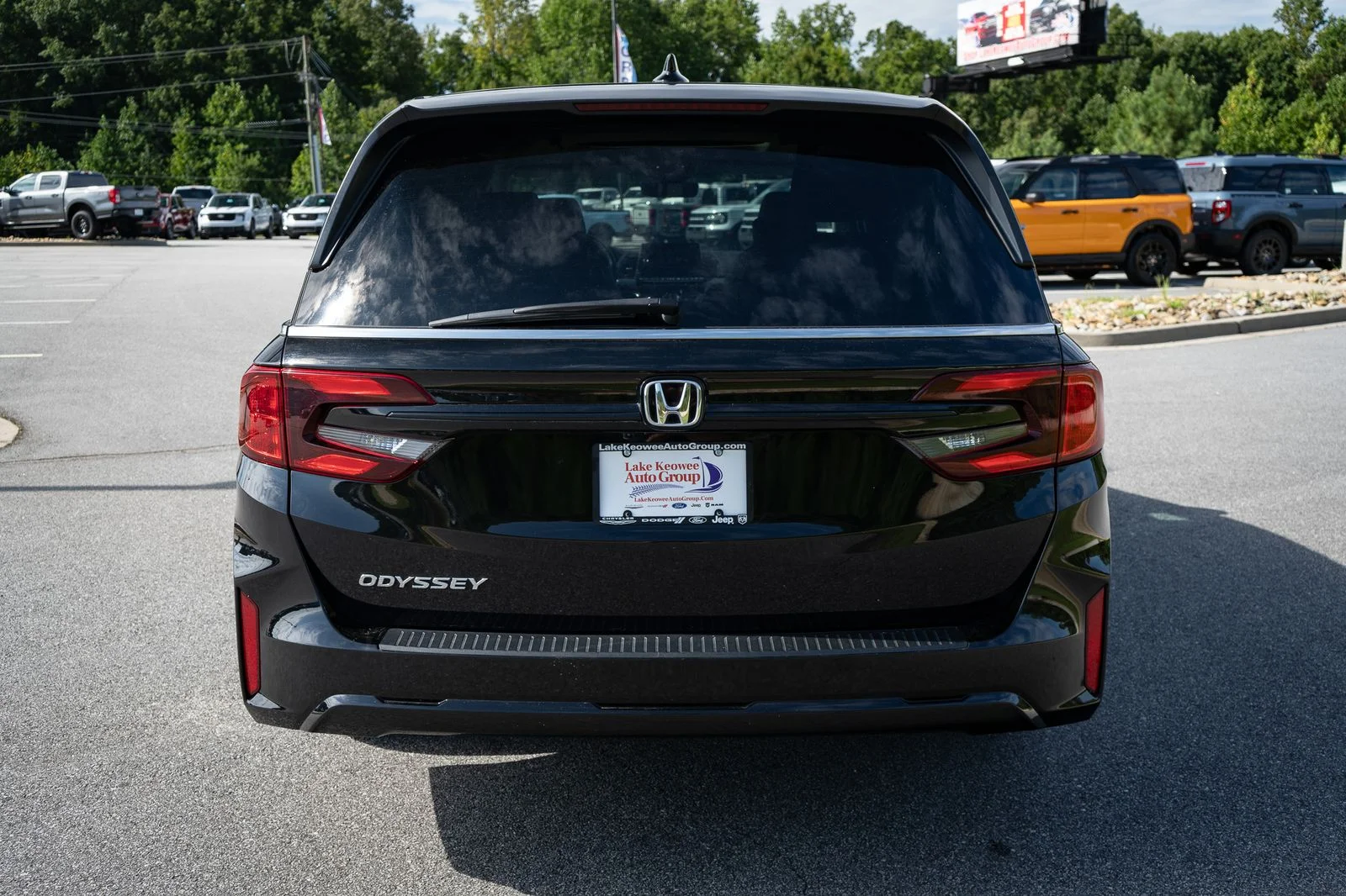 Used 2025 Black Honda EX-L image 8