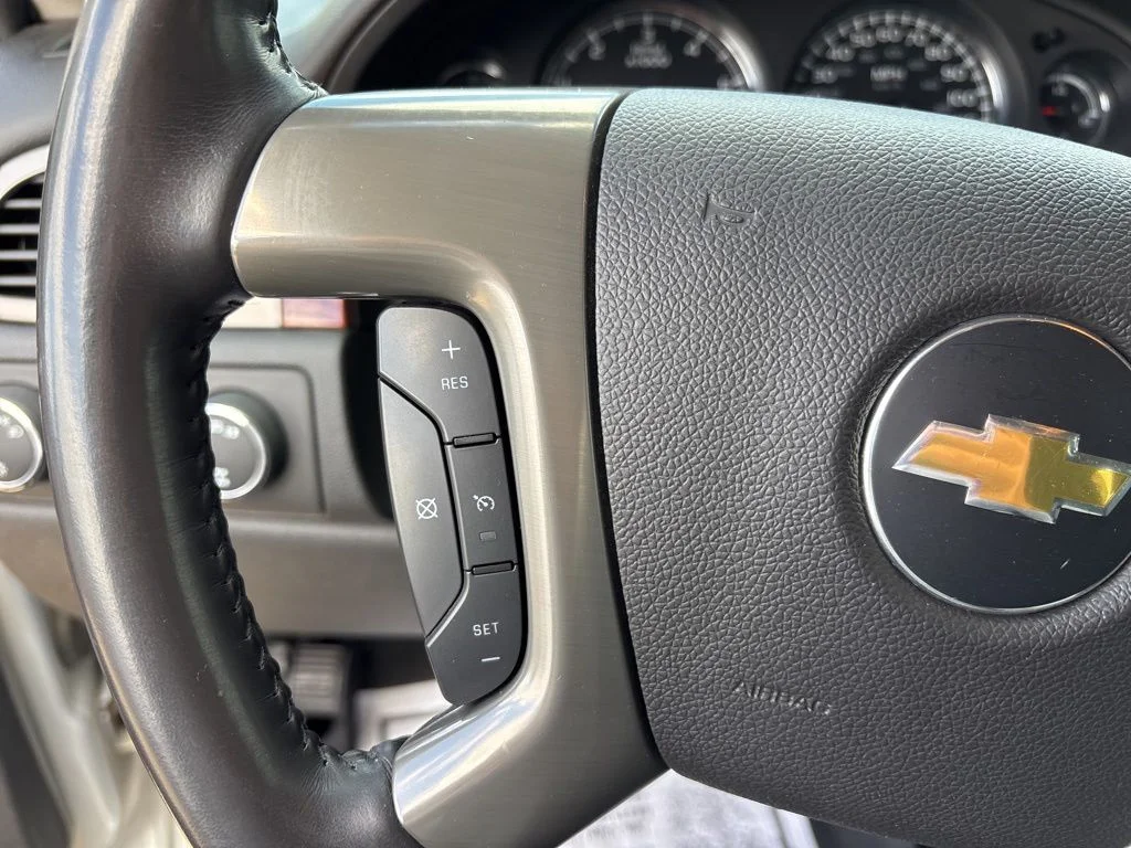 Used 2013 Silver Ice Metallic Chevrolet LT image 15