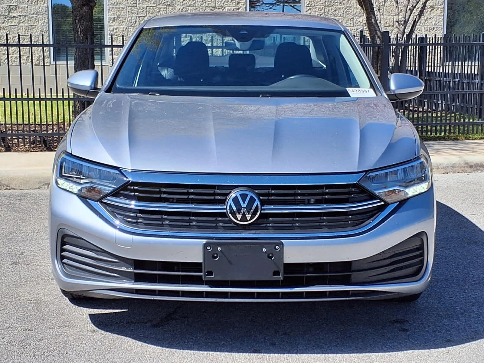 3VW5M7BU5RM056610