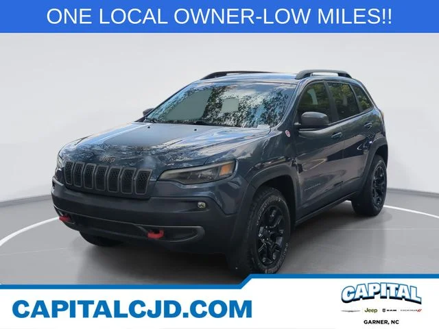 Used 2019 Blue Jeep Trailhawk image 1