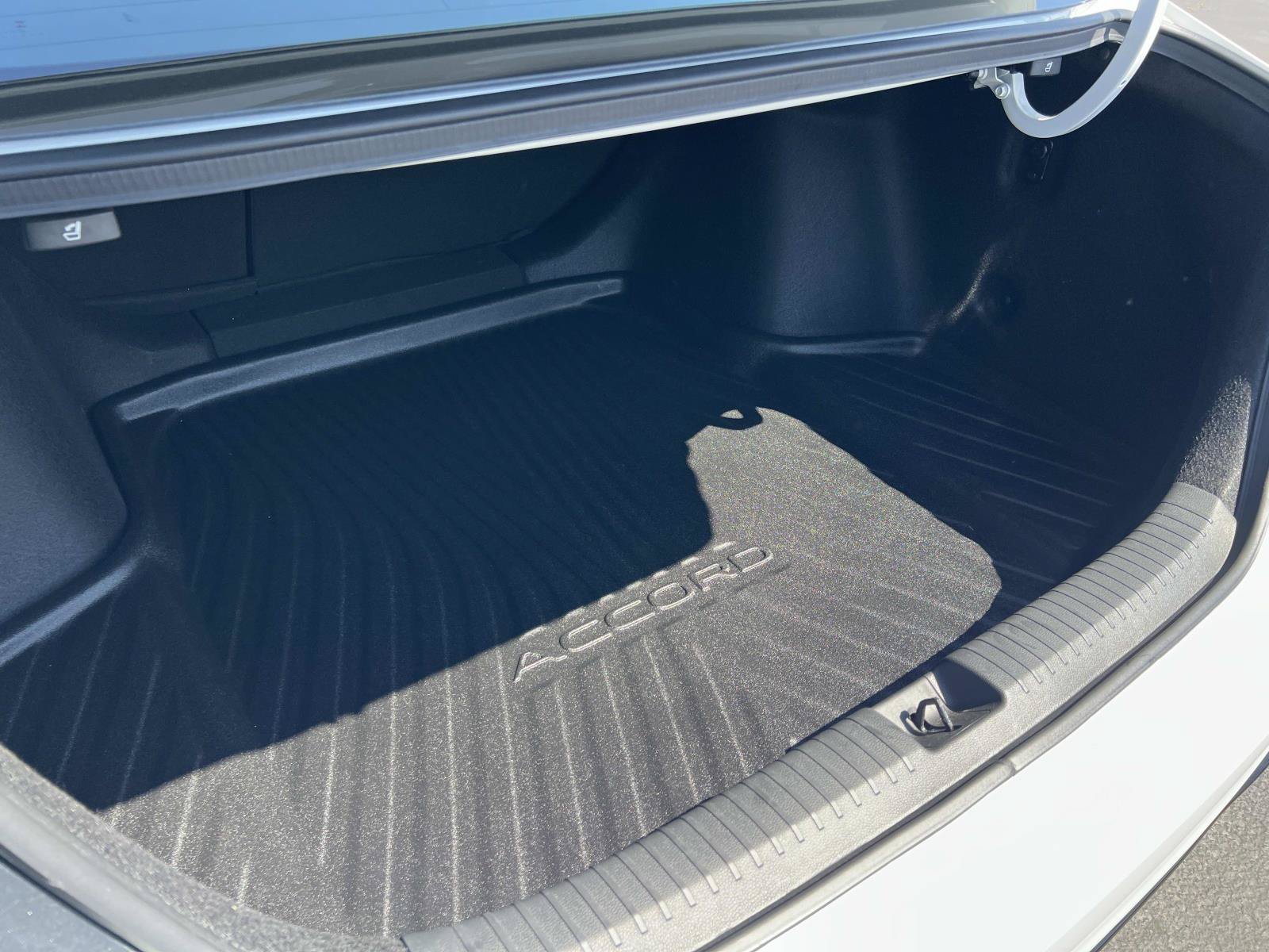 2024 Honda Accord Hybrid Sport-L - Photo 52