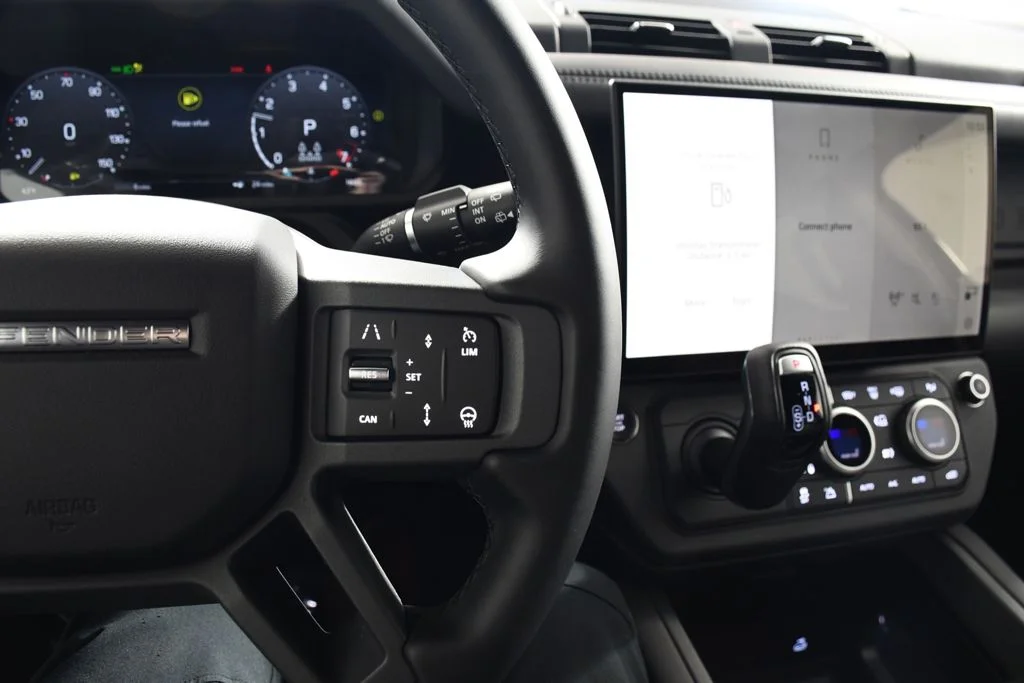 2026 Land Rover Defender S - Photo 28