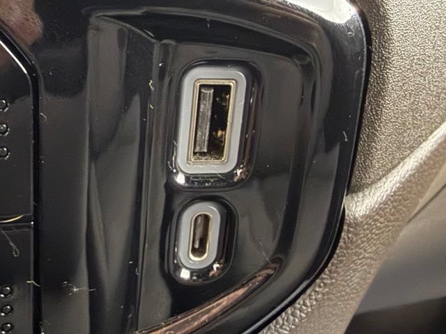 Certified Used 2022 TITANIUM RUSH METALLIC GMC SLE image 33