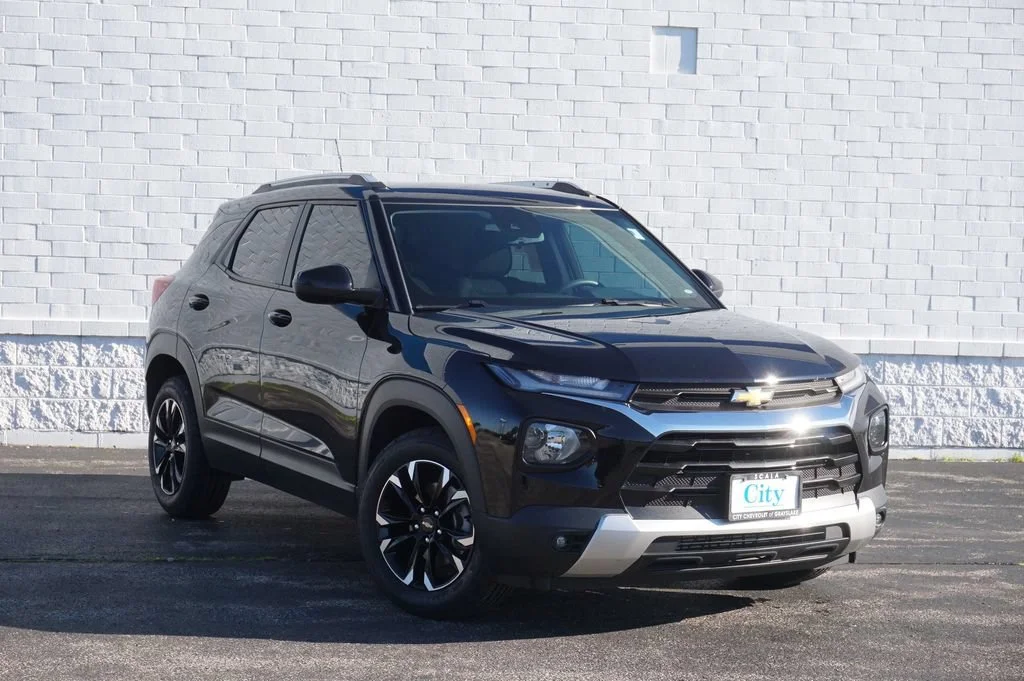 Used 2023 Chevrolet TrailBlazer LT with VIN KL79MPS29PB079912 for sale in Grayslake, IL
