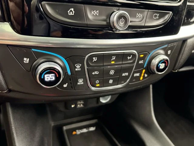 2022 Chevrolet Traverse Premier - Photo 25