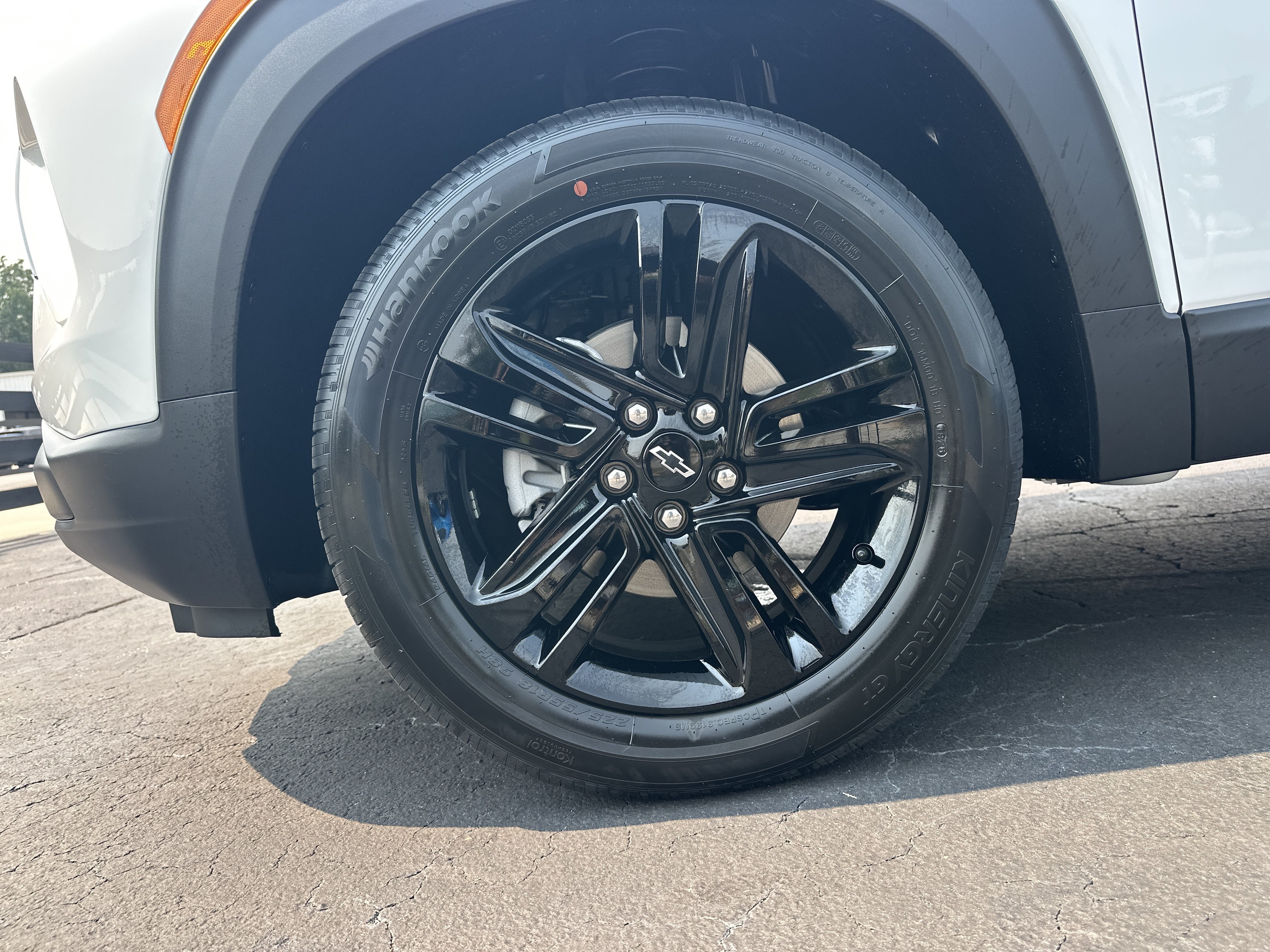 New 2026 Summit White Chevrolet LT image 12