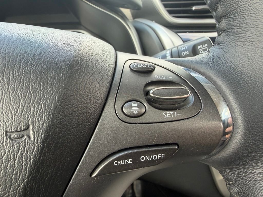 Used 2020 Orange Nissan Platinum image 22