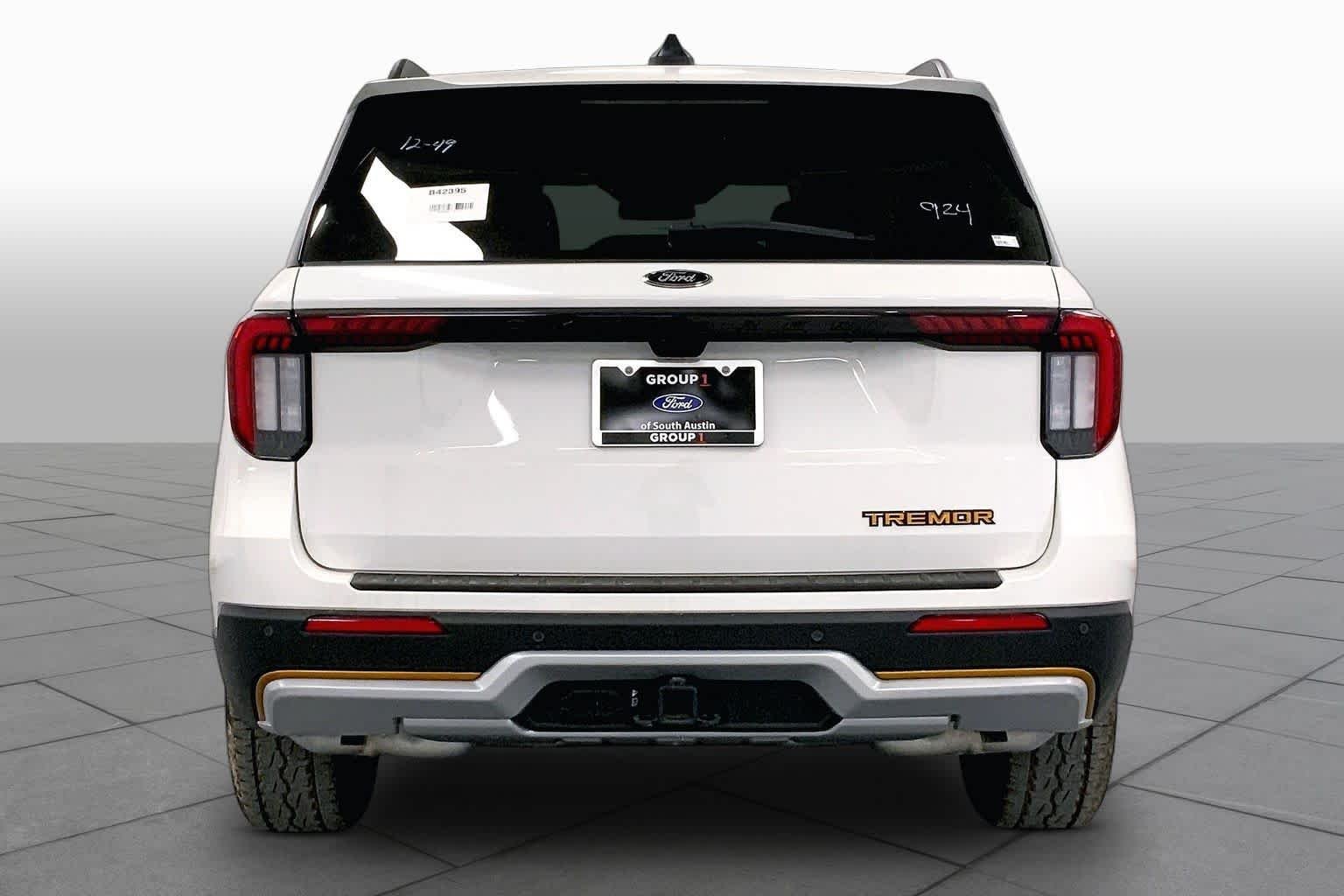 New 2026 Star White Metallic Tri-Coat Ford Tremor® image 4