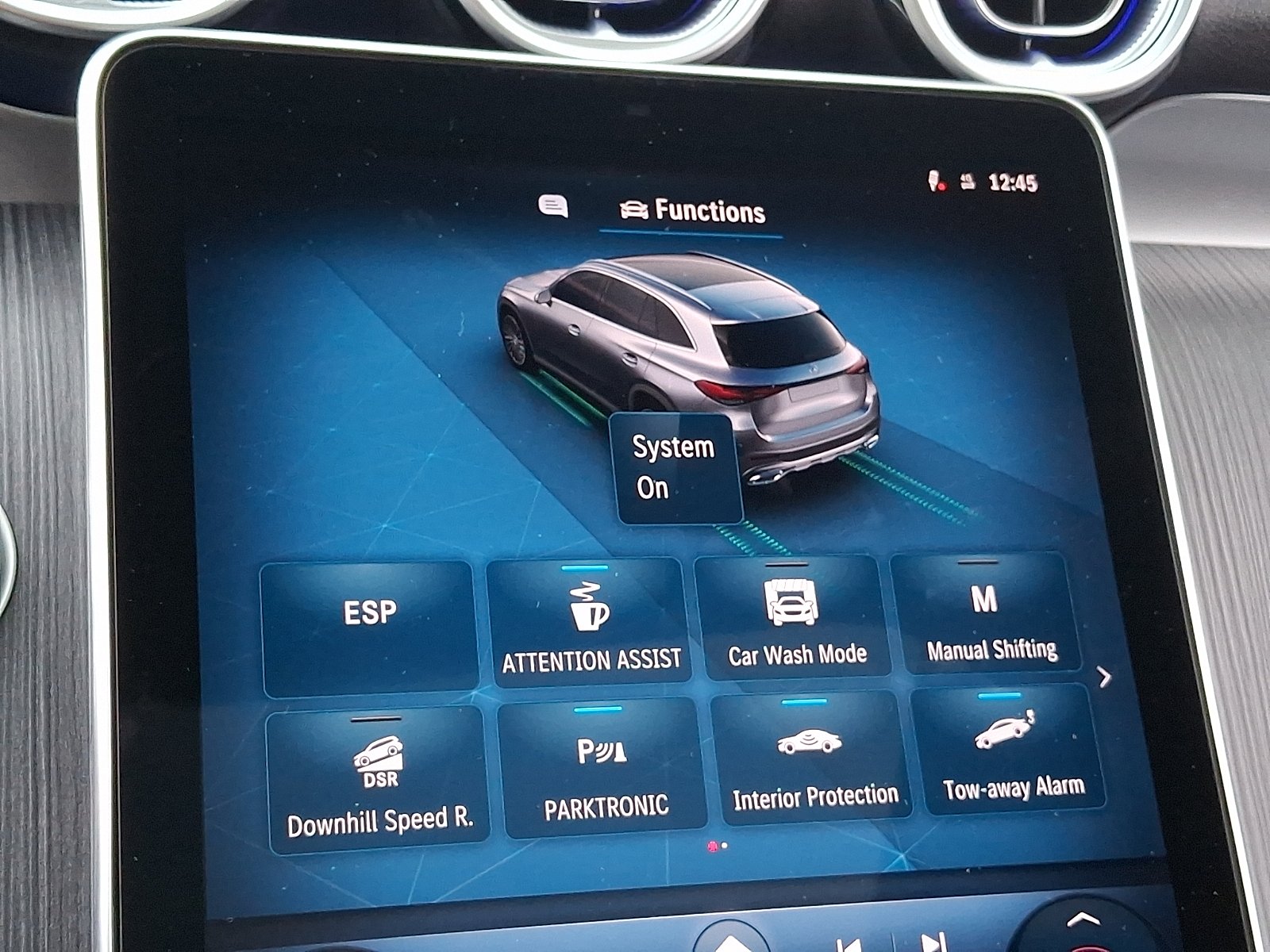 New 2026 Black Mercedes-Benz GLC 300 image 20