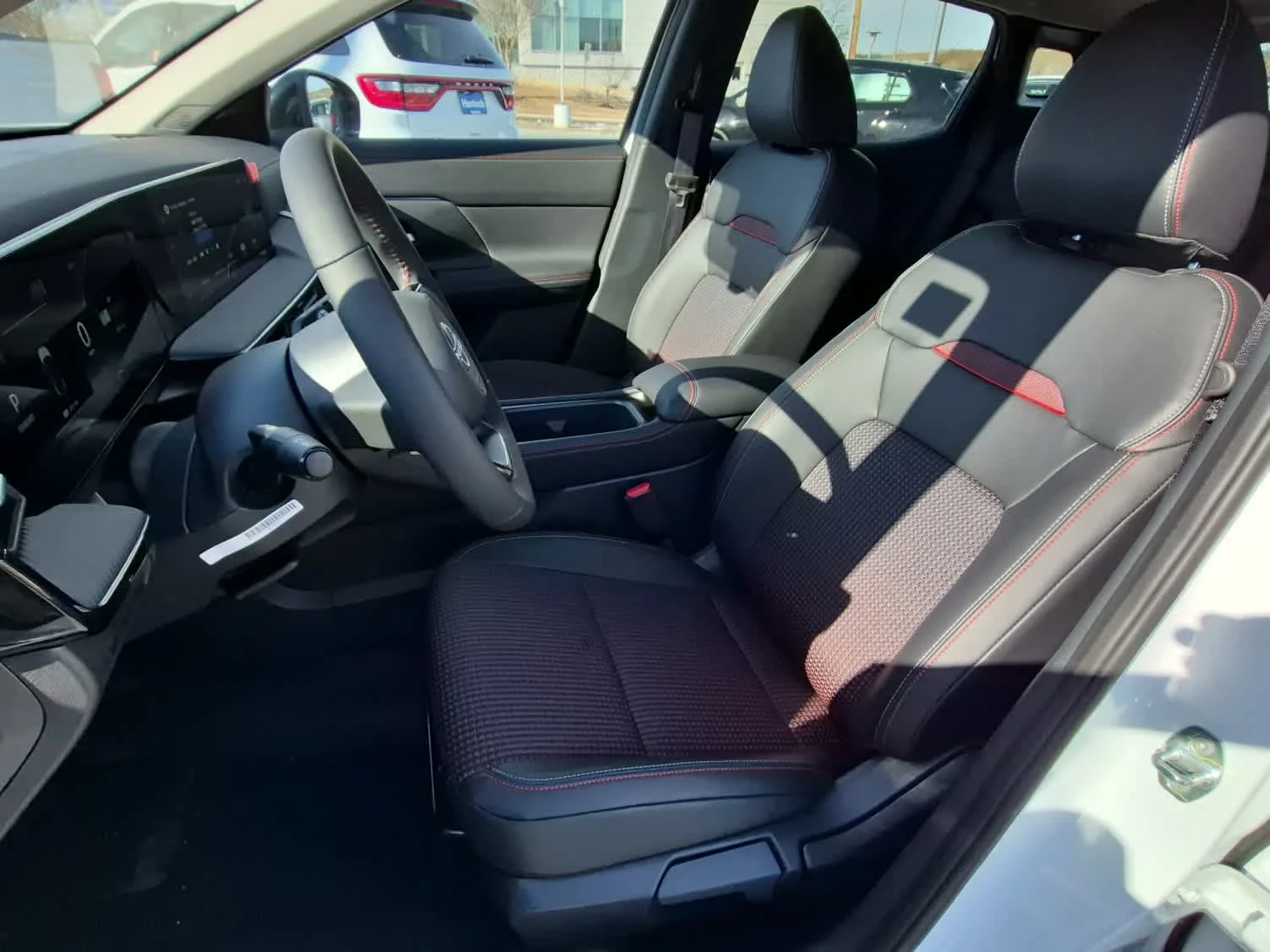 2026 Nissan KICKS SR AWD - Photo 10
