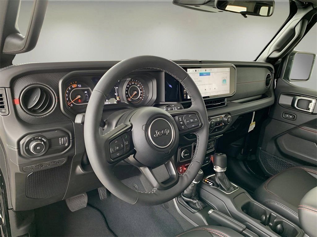 2025 Jeep Wrangler 4-Door Rubicon - Photo 29