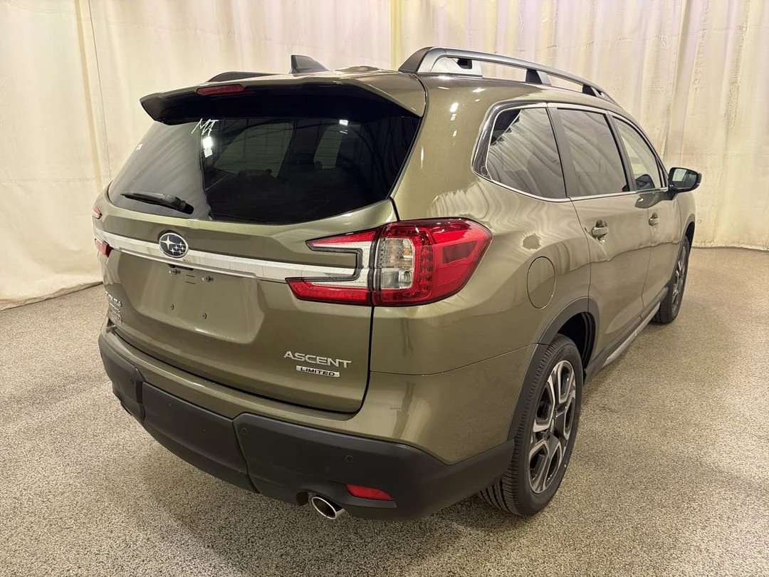 New 2026 Autumn Green Metallic Subaru Limited image 8