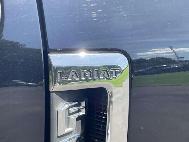 Used 2017 Black Ford Lariat image 8