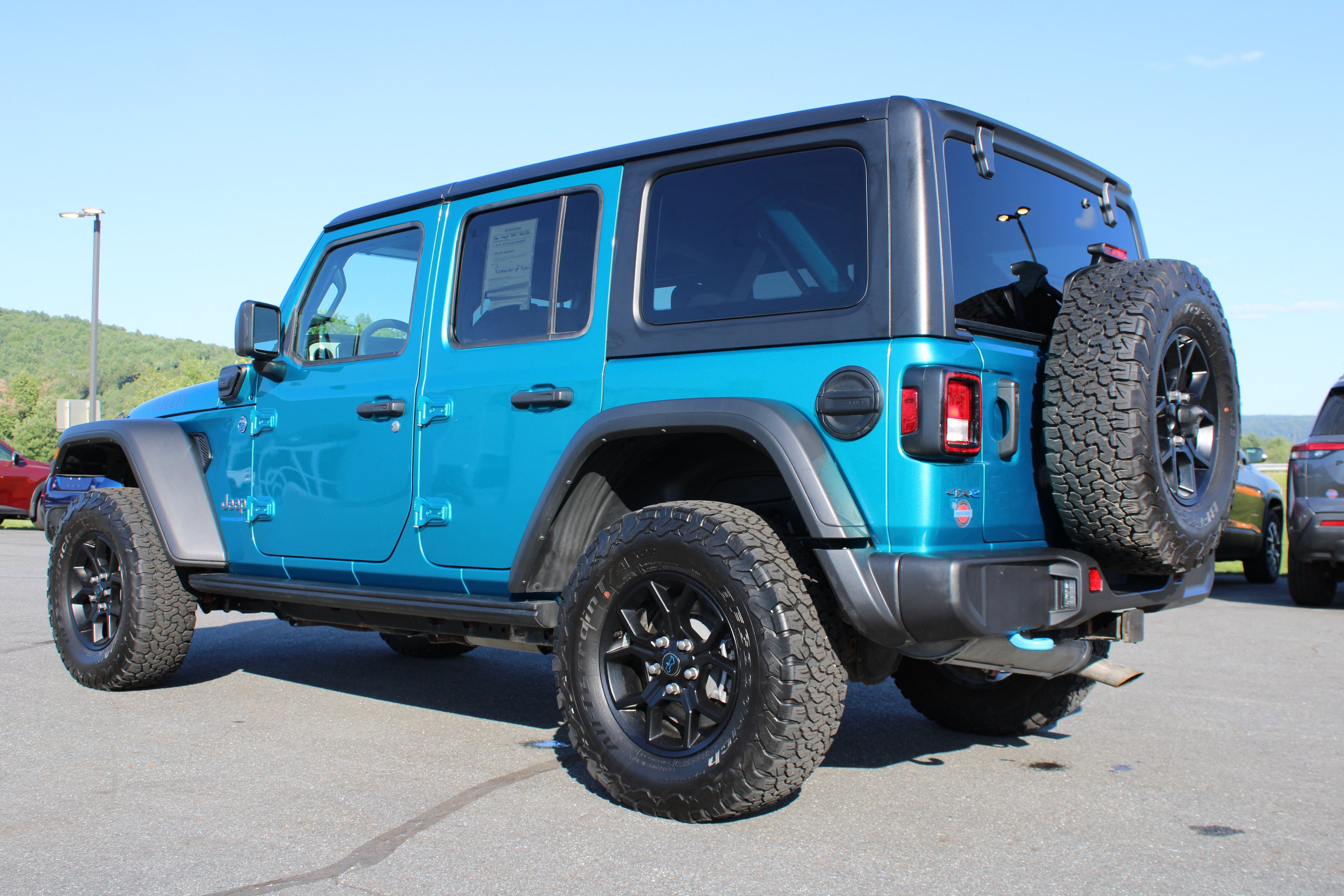 Used 2024 Bikini Pearl Coat Jeep Willys image 19