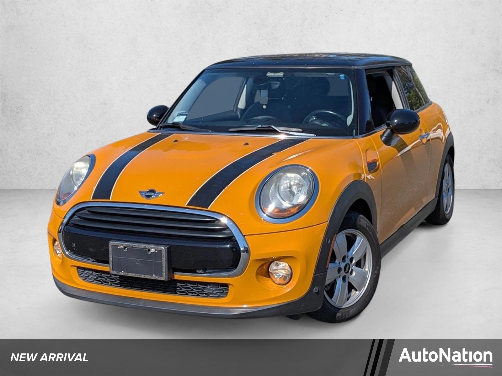 Used 2017 Black MINI Cooper S image 1