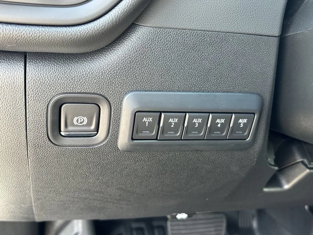 2026 GMC Sierra 3500HD Pro - Photo 25