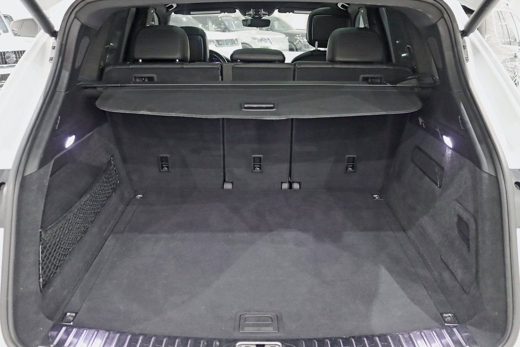 2022 Porsche Cayenne Platinum Edition - Photo 40