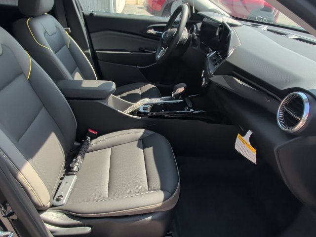 2026 Chevrolet Trax Activ - Photo 28