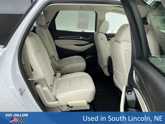 Used 2023 White Frost Tricoat Buick Avenir image 23