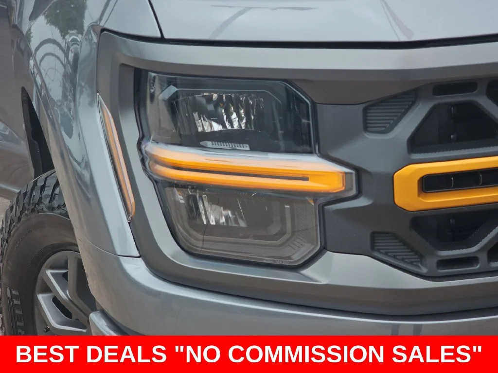 New 2026 Carbonized Gray Metallic Ford Tremor® image 34