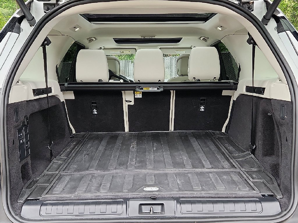 2025 Land Rover Discovery S - Photo 29