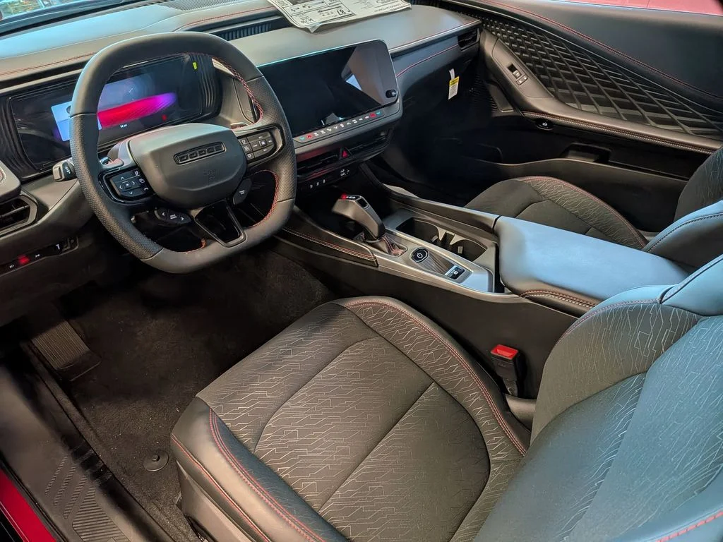 2025 Dodge Charger Daytona R/T - Photo 6