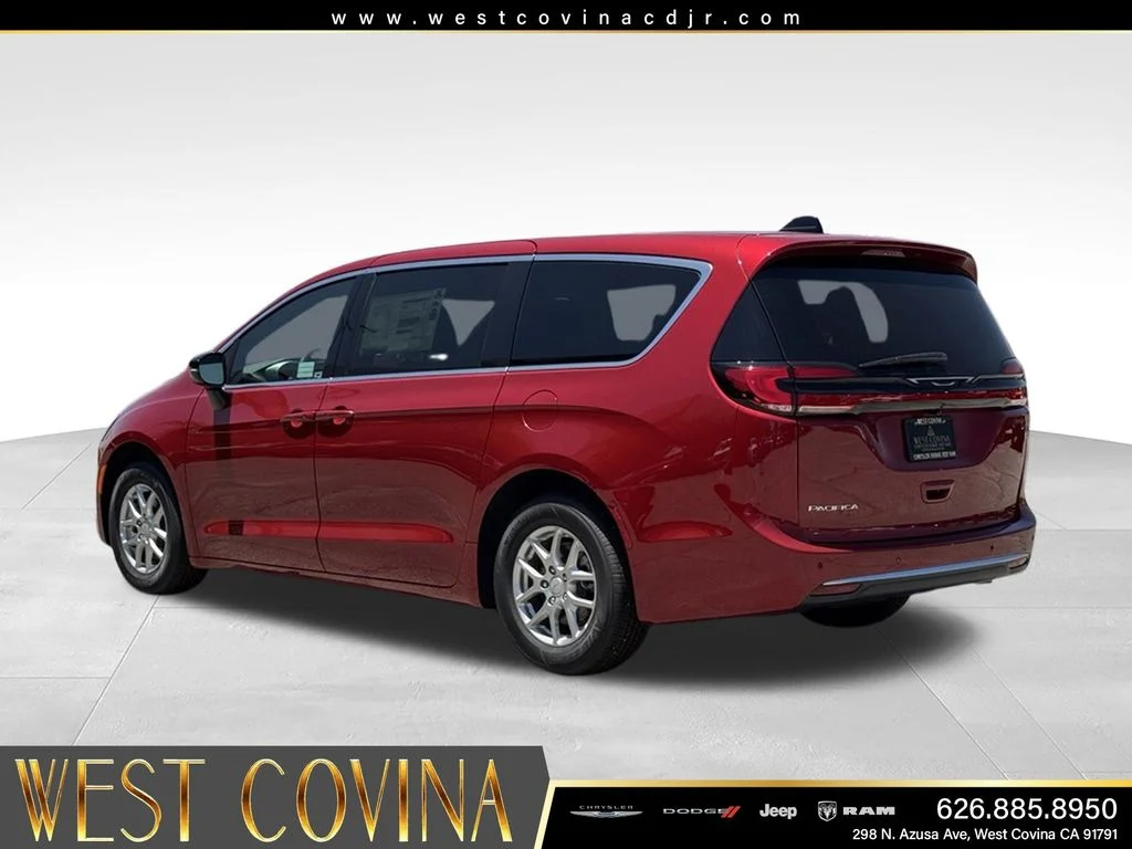 New 2027 Red Hot Pearl-Coat Exterior Paint Chrysler Select image 11