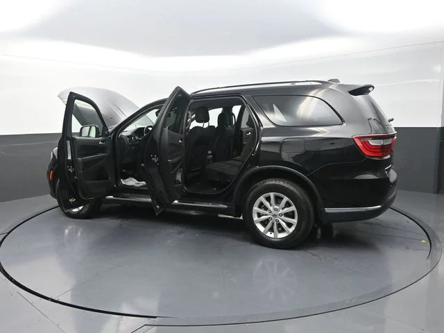 Used 2022 Black Dodge SXT image 34