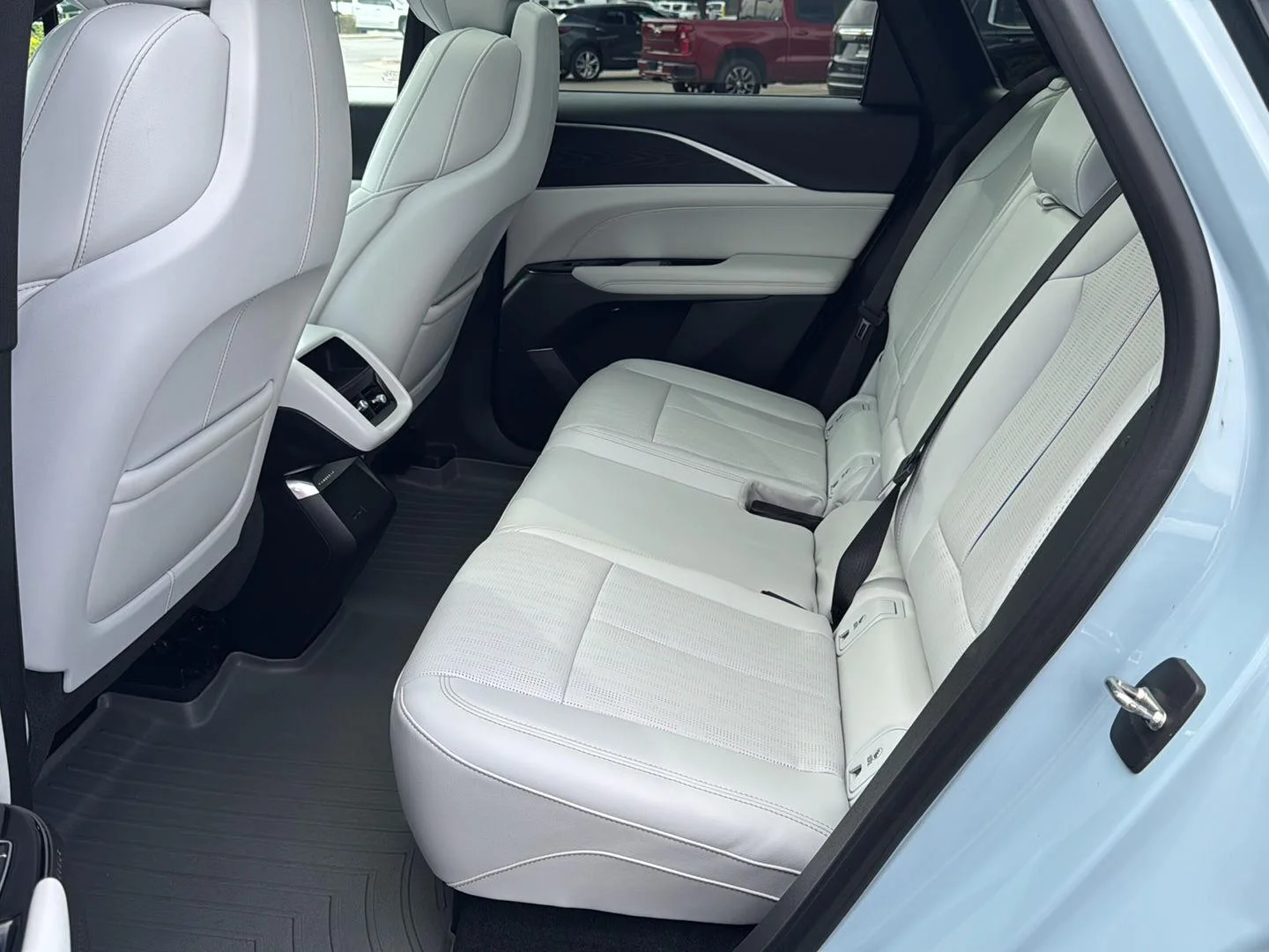 2024 Cadillac LYRIQ Sport 1 - Photo 20