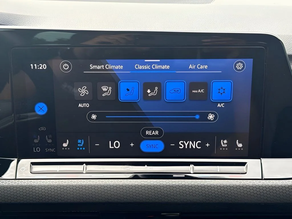 Used 2022  Volkswagen Autobahn image 10
