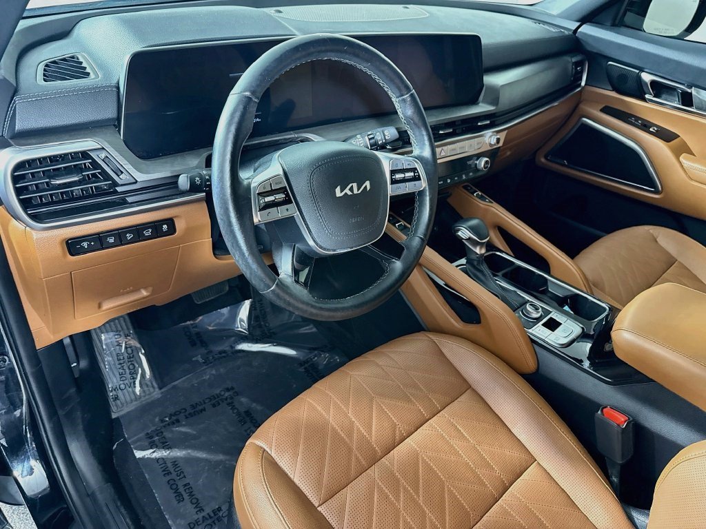 Used 2025 Ebony Black Kia EX X-Line image 19