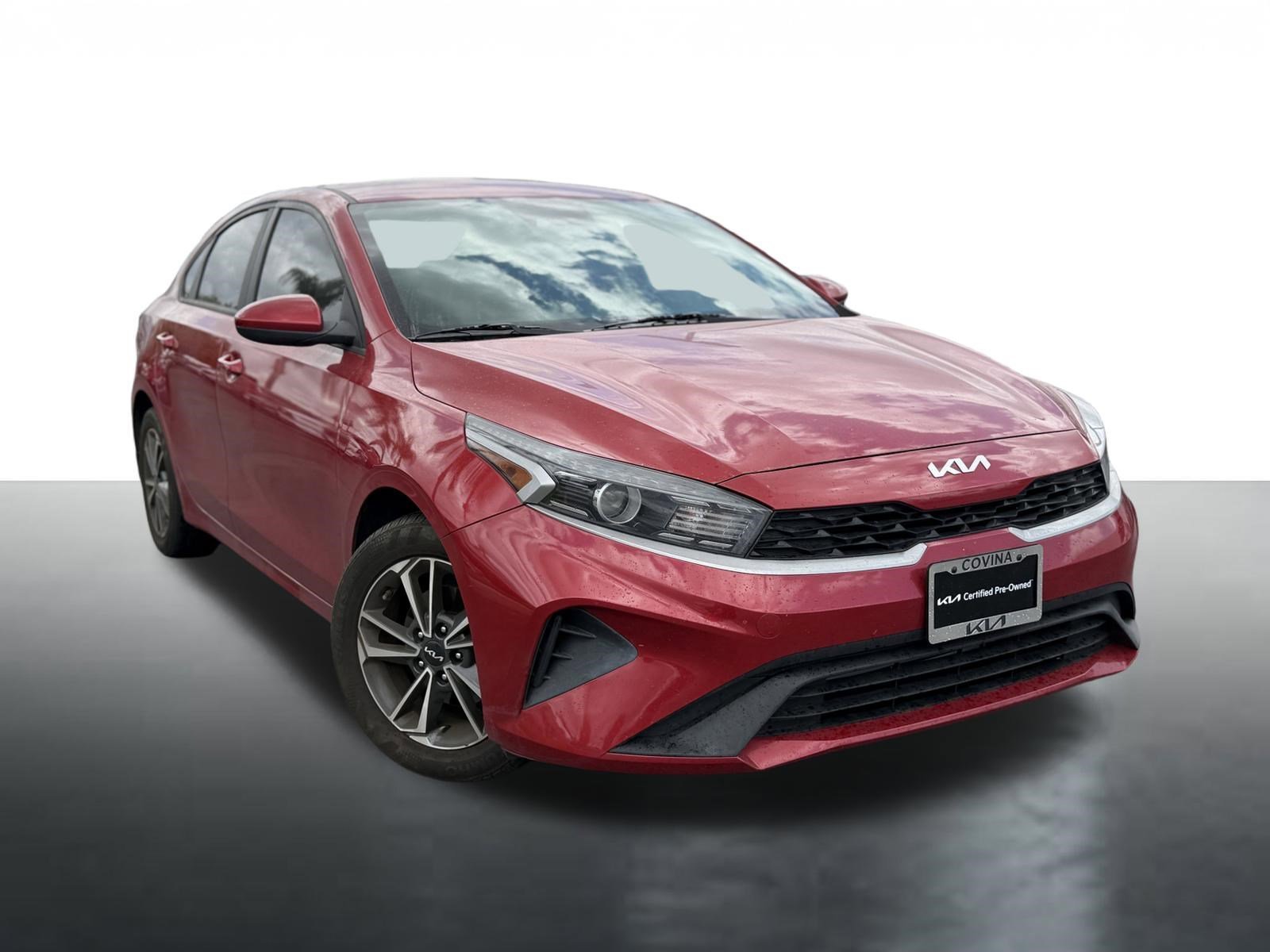 2023 Kia Forte LXS AT's photo