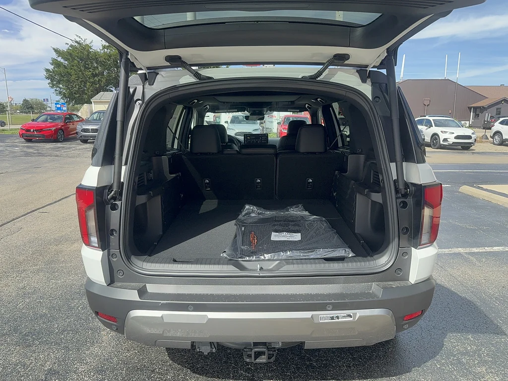 New 2026 Platinum White Pearl Honda TrailSport Elite image 17