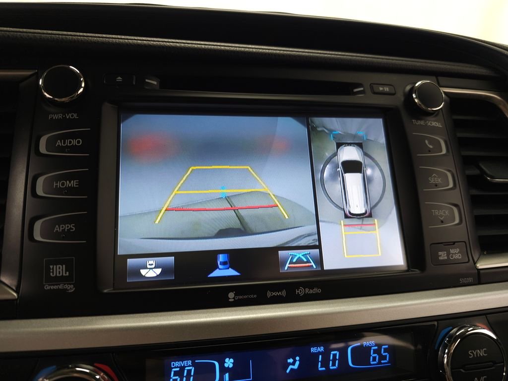 Used 2019 Blizzard Pearl Toyota Limited Platinum image 26