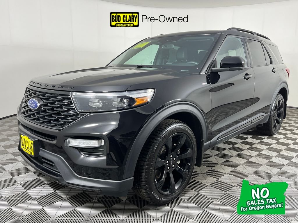 2023 Ford Explorer ST Line 4WD's photo