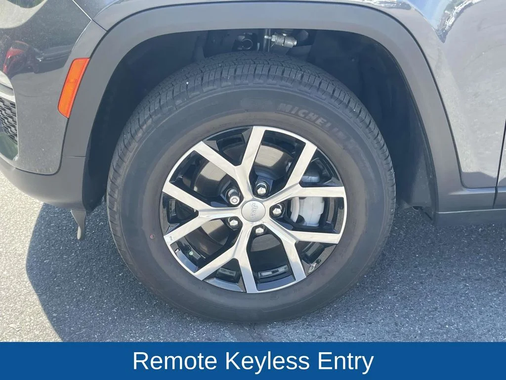 Certified Used 2025 Gray Jeep Limited image 12
