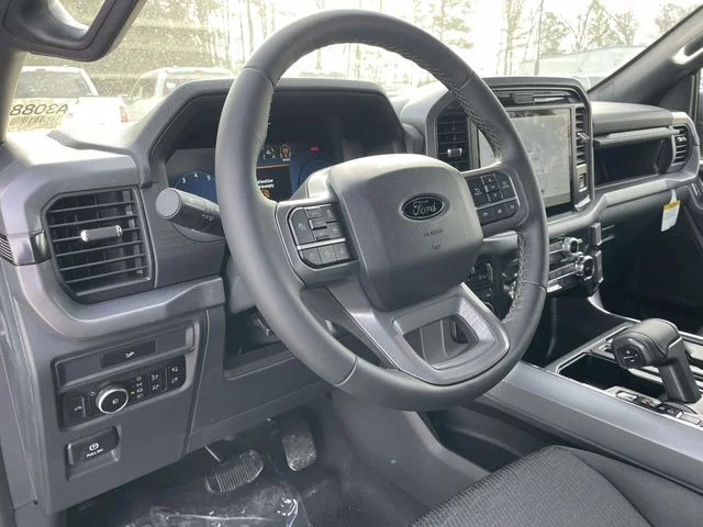 New 2026 Agate Black Metallic Ford XLT image 16