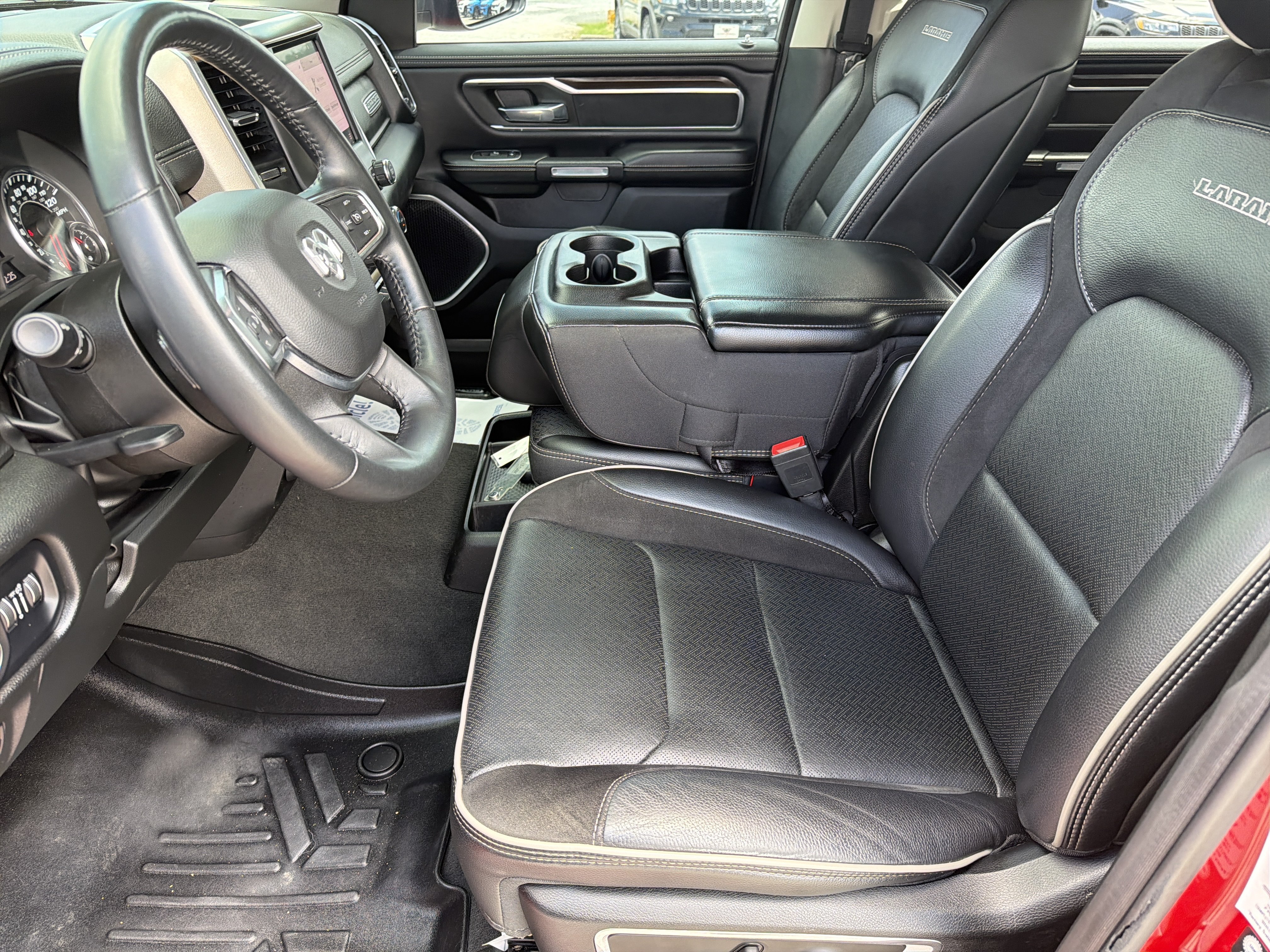 Used 2022 Flame Red Clearcoat Ram Laramie image 9
