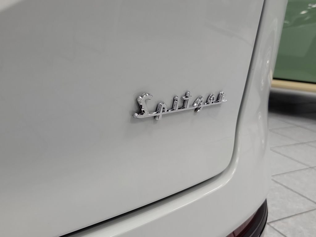 New 2025 Bright White Clear-Coat Exterior Paint Jeep Limited image 7