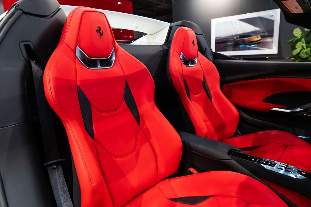 Certified Used 2025 Bianco Avus Ferrari  image 43