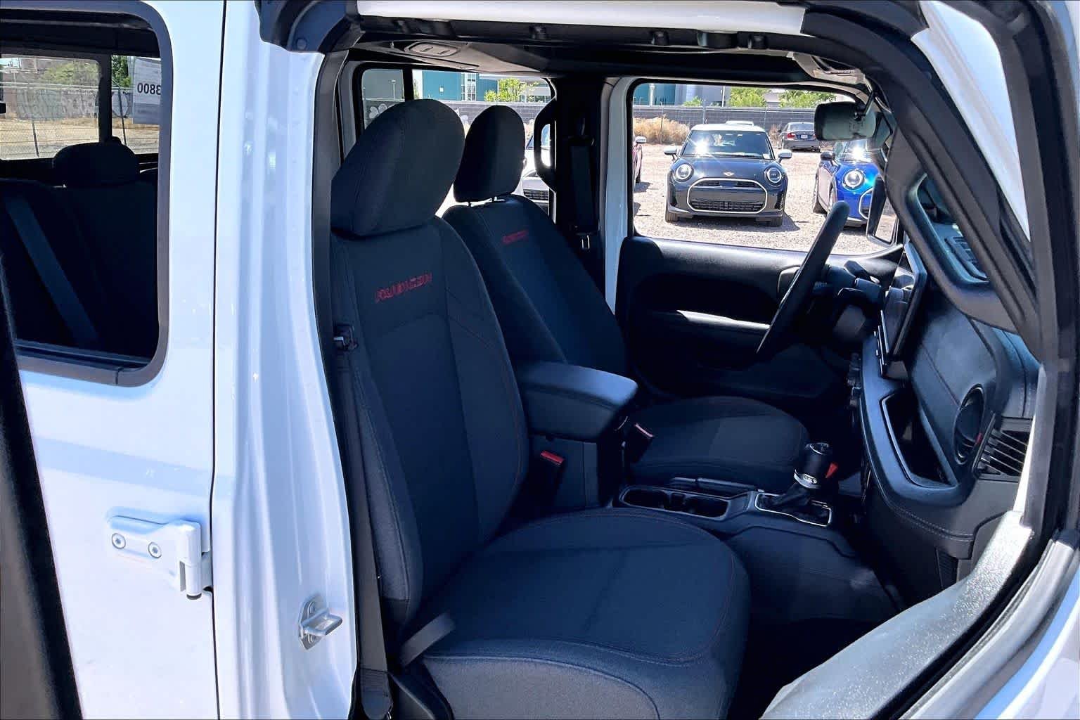 Used 2025 Bright White Clearcoat Jeep Rubicon image 7