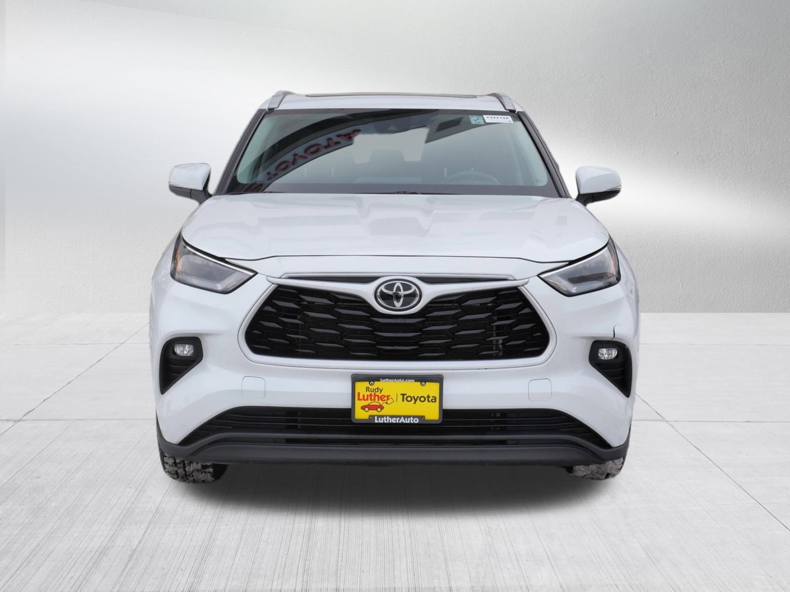 Certified 2024 Toyota Highlander XLE with VIN 5TDKDRBH0RS564262 for sale in Golden Valley, Minnesota