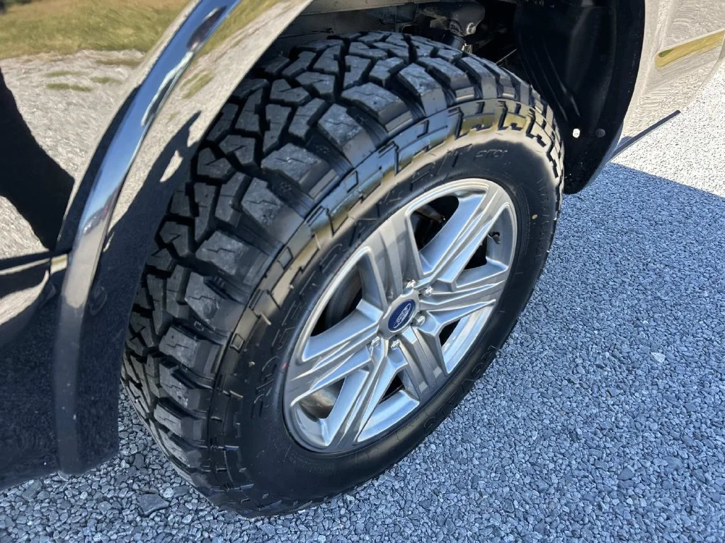 Used 2019 Black Ford XLT image 15