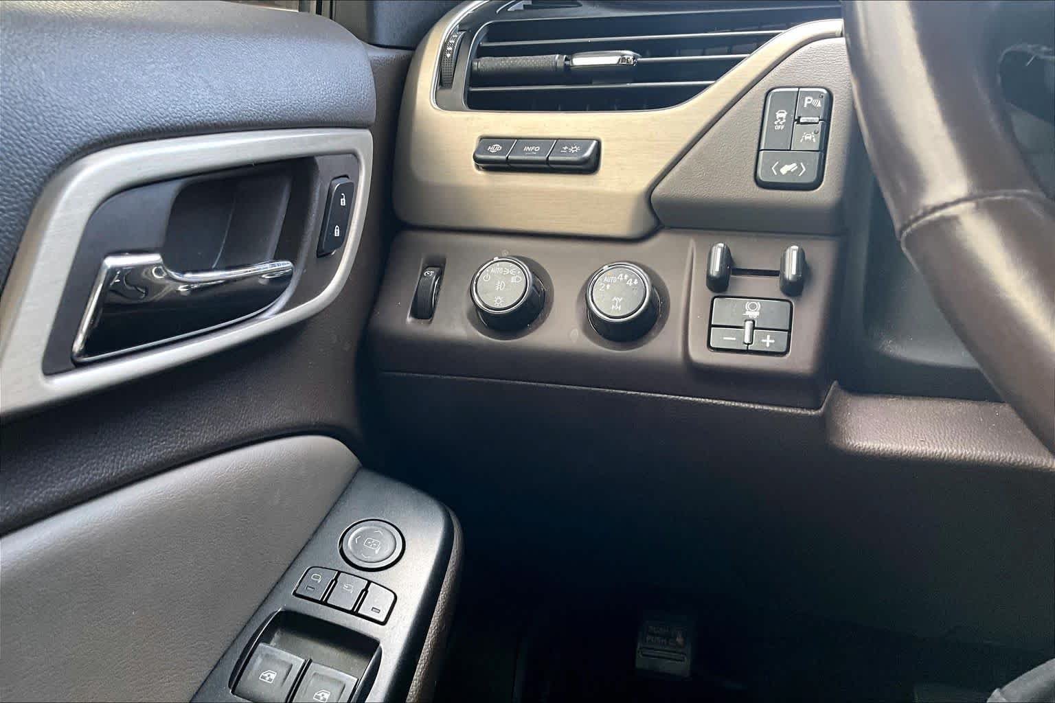Used 2020 Summit White GMC Denali image 32